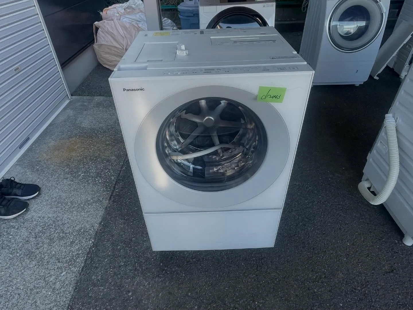 本日はドラム式洗濯機の分解研修をしに、とある研修所にやって来...