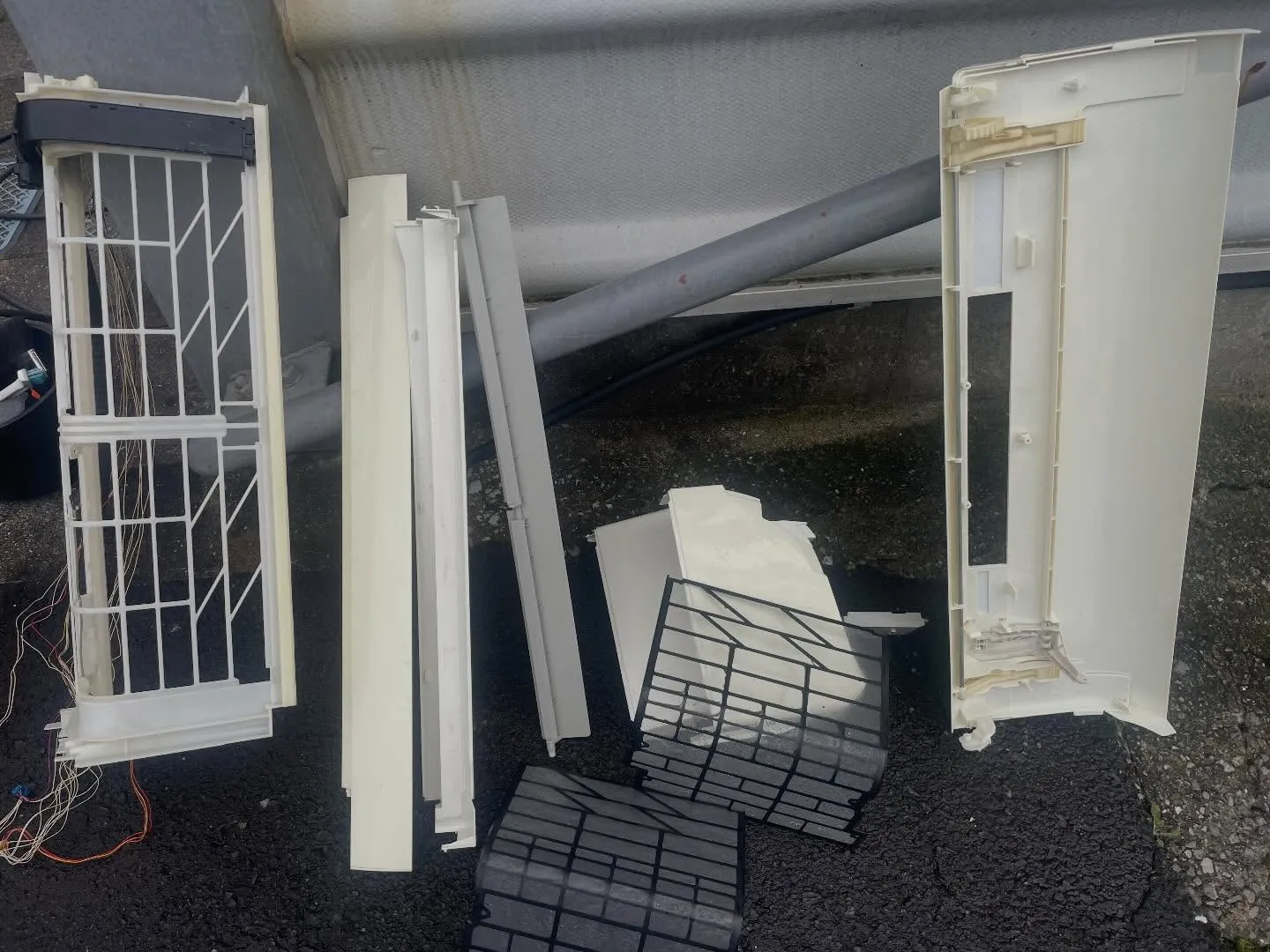 本日もエアコンクリーニングをさせて頂きました😁